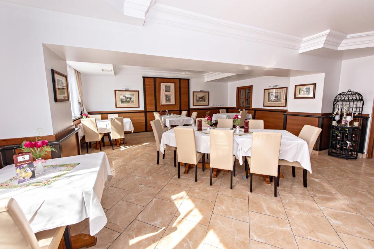 Hotel Wiental Pressbaum Екстер'єр фото