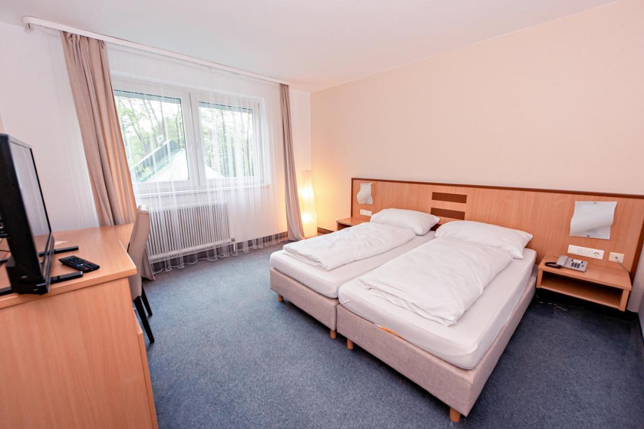 Hotel Wiental Pressbaum Екстер'єр фото